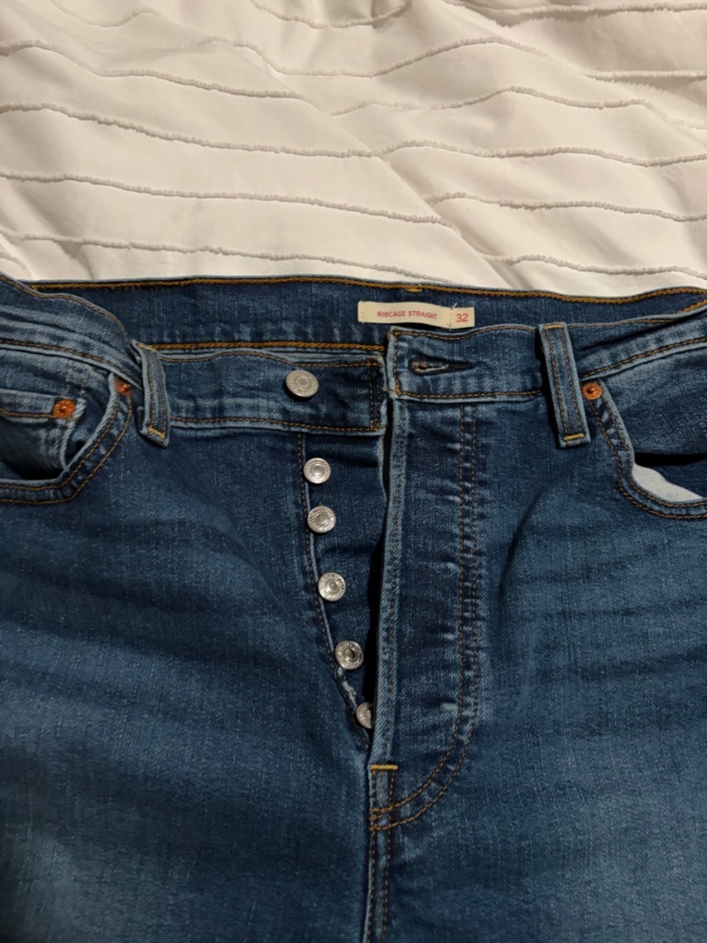 Levi's High Rise Women’s Jeans - Dark Blue Wash